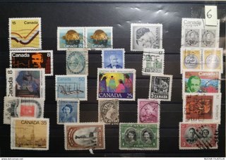 Lotto francobolli Canada circa 220 pezzi