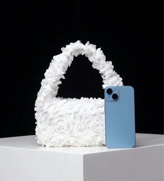 Bolso blanco floral