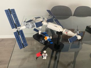 Lego Estación Espacial con Astronauta