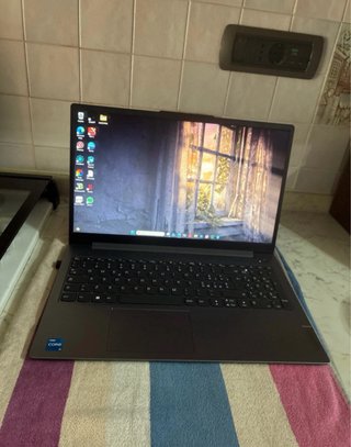 Lenovo 15IRH8 Notebook Grigio/Argento u