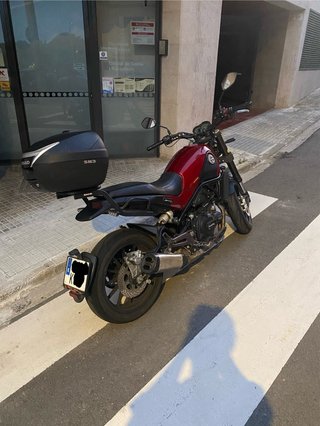 Benelli Leoncino 500