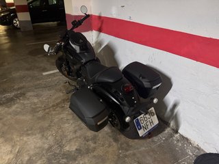 V-Cruise 125 Negra - Con extras