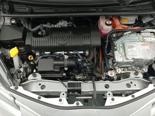 Toyota Yaris 1.5 120H Active Plus