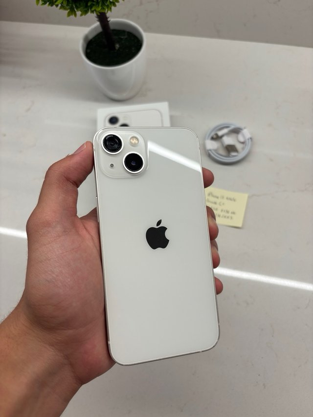 iPhone 13 Branco 128GB Usado com Caixa Grade C+