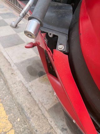Triumph Daytona Sportbike