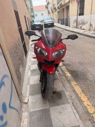 Triumph Daytona Sportbike