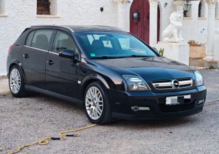 Opel Signum 2004
