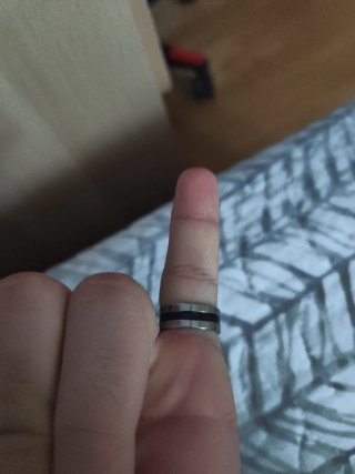 Anillo de acero inoxidable plateado