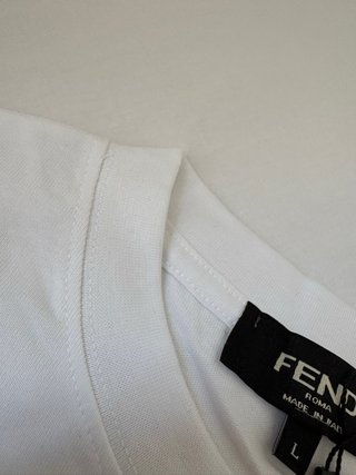 Camiseta Fendi Talla L Logo FF Dorado