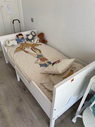 Cama infantil extensible blanca