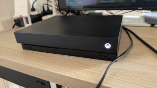 Xbox One X 1TB Negra