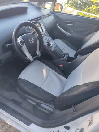 Toyota Prius 2011