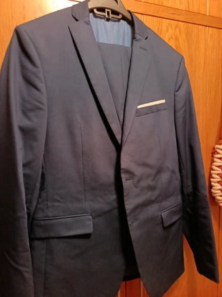 Traje de caballero azul