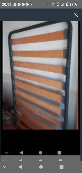 Somier de madera y metal