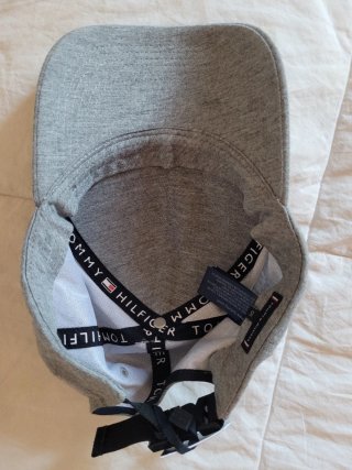 Gorra Tommy Hilfiger original a estrenar.