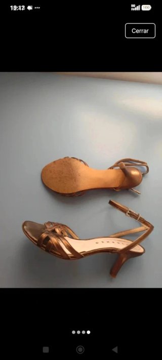 Sandalias Vincenzo Marrón/Dorado