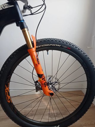 Bicicleta MTB Berria Mako Pro 29"