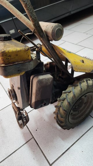 Motosegadora Volpino GA-180