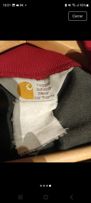 Sudadera Carhartt gris y roja