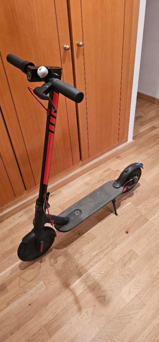 Patinete Eléctrico Xiaomi M365