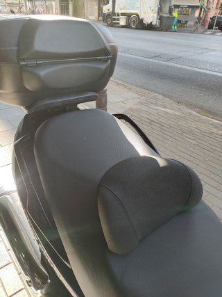 Suzuki Burgman 650 Executive Negra