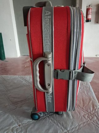 Maleta de viaje Alexander Roja