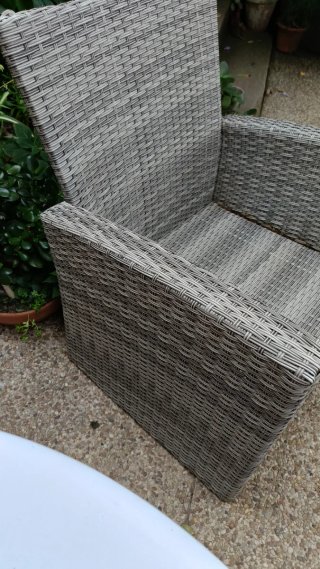 Sofá de jardín ratán gris y beige
