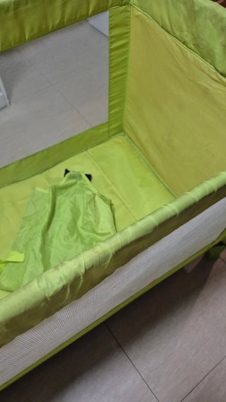 Cuna de viaje con colchón incluido