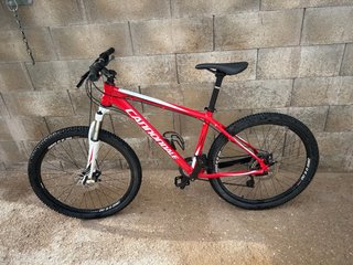 Bicicleta Cannondale da Donna Rossa