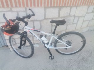 Bicicleta Rockrider 24 pulgadas + Casco