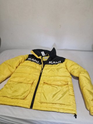 Cazadora Karl Kani