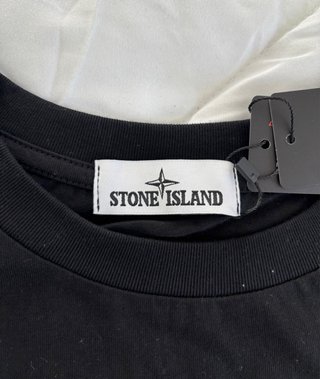 Camiseta Stone Island Negra