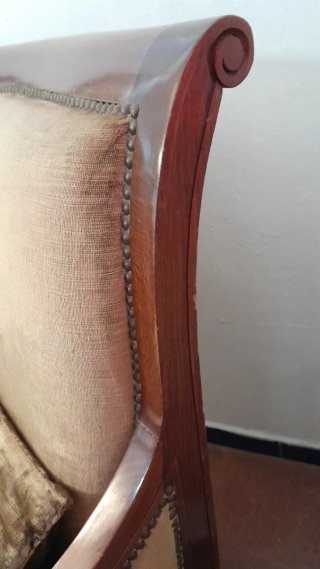Butaca Isabelina terciopelo y madera