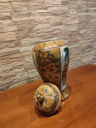 Tibor Oriental de Porcelana