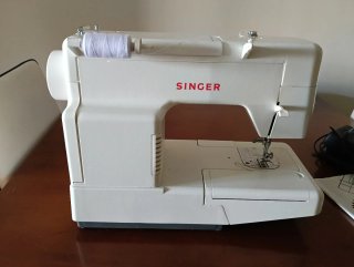 Máquina de coser Singer 4826C