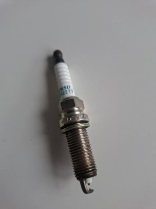 Bujias Denso Iridium TT IXEH22TT (Pack 4)