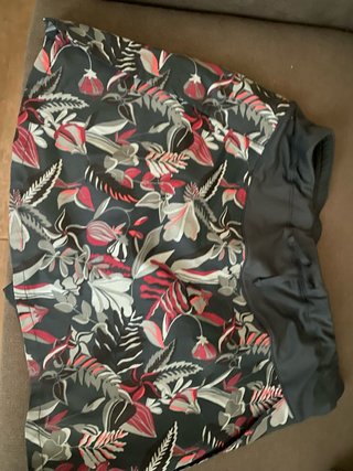 Ropa con estampado floral