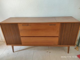 Radiotocadiscos Vintage Loewe Opta
