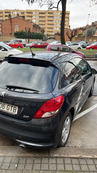 Peugeot 207 2010
