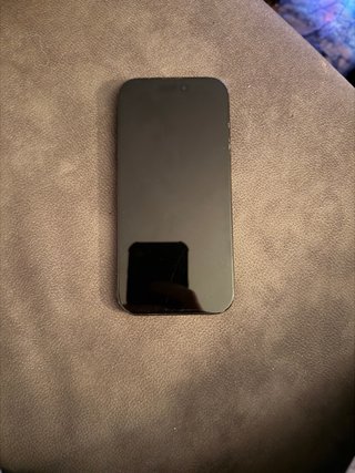 iPhone 16 Pro Gris con Caja