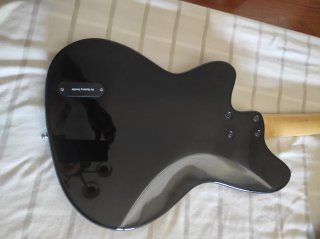 Bajo Ibanez TMB300