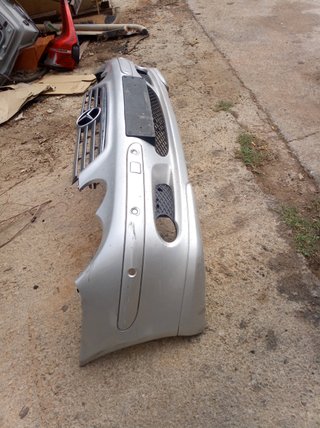 Paragolpes Mercedes Coupé (Aprovechable)