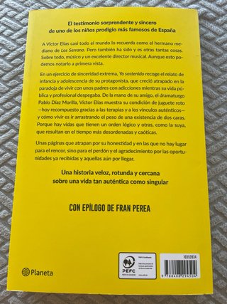 #Yo sostenido historia de un juguete casi roto