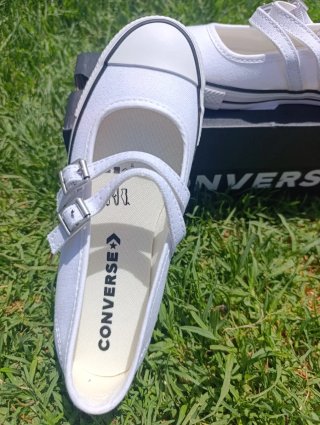 Converse Dainty Mary Jane Talla 37