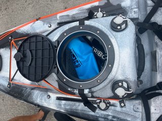 Kayak Galaxy con accessori da pesca