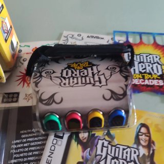 Guitar Hero On Nintendo DS+ Tarjeta 2Gb NDS.
