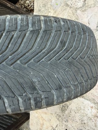 Neumáticos Michelin CrossClimate 2 225/45 R18