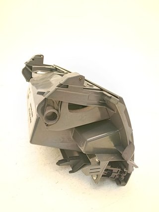 GUANTERA TOYOTA PRIUS (ZVW30) 2ZR 5551147040