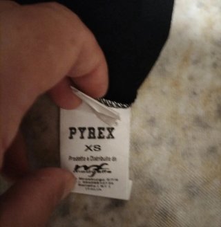 T-shirt Pyrex nera taglia XS