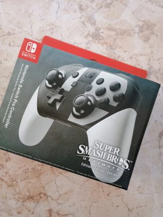 Mando Nintendo Switch Pro Super Smash Bros.